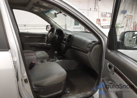 2010 Hyundai Santa Fe Gls z USA, uszkodzony, nr VIN 5NMSG3AB2AH381468